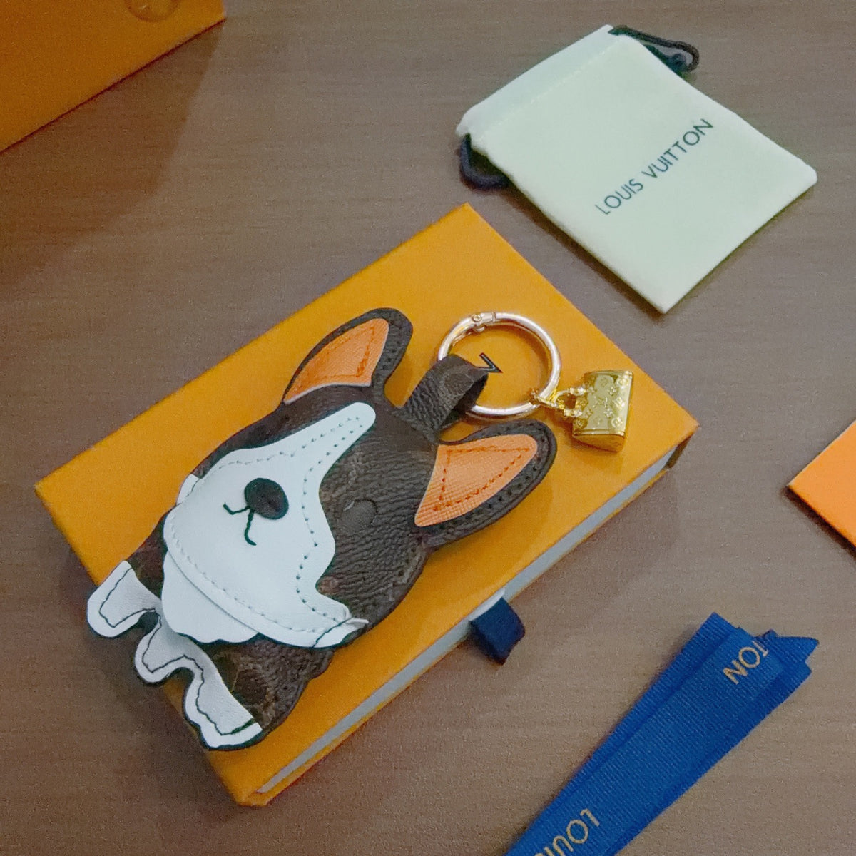 Bag Motif Keychain – Bag Detail – Design 104 main product view