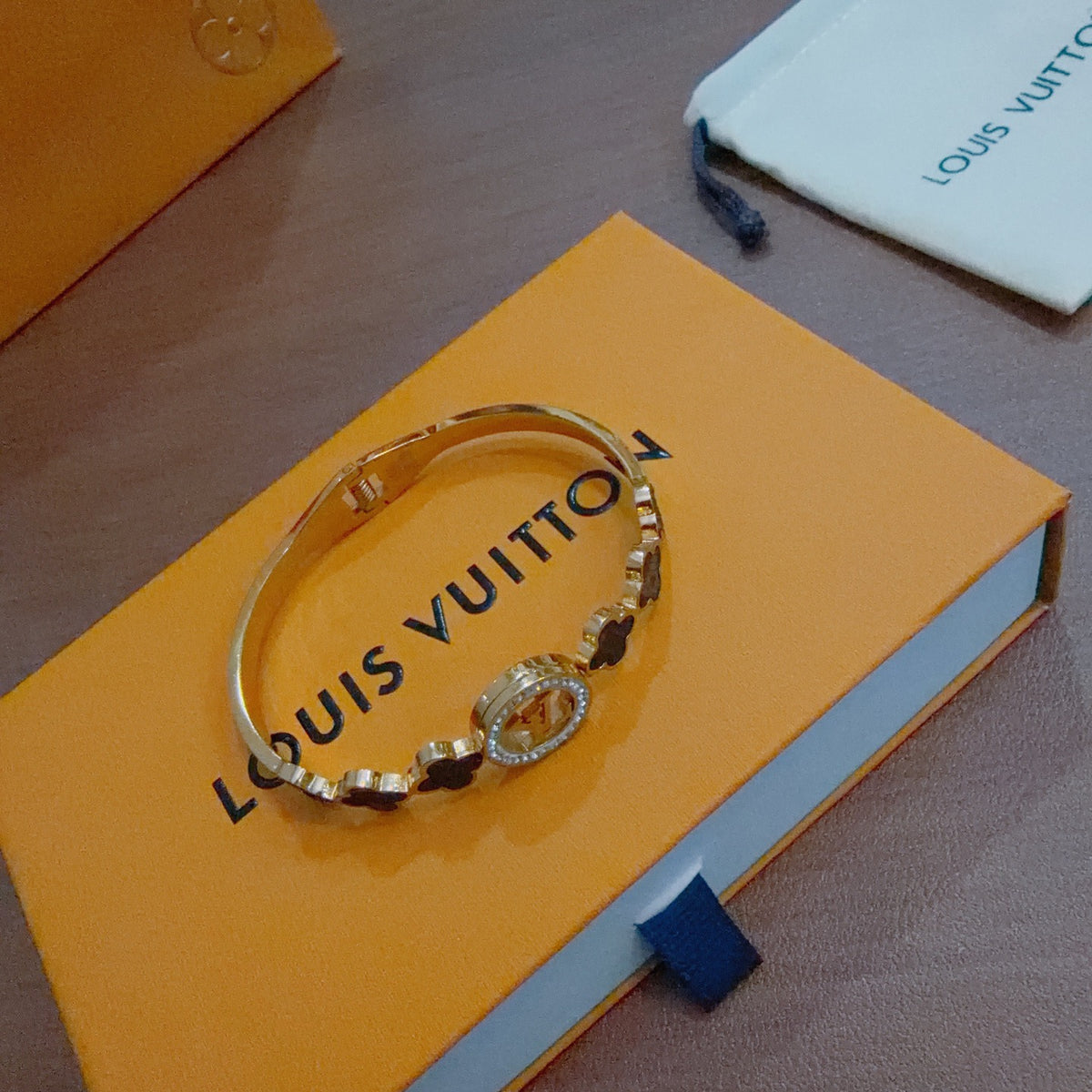 Geometric Emblem Bangle in Polished Metal-Tone – Design 007 side detail