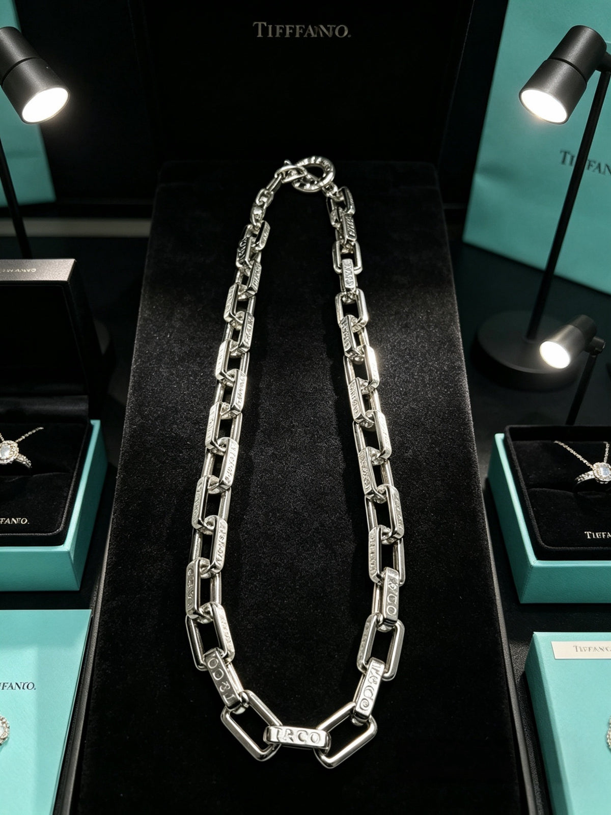 Signature Motif Pendant Necklace in Silver-Tone – Vintage Detail – Design 39 side detail