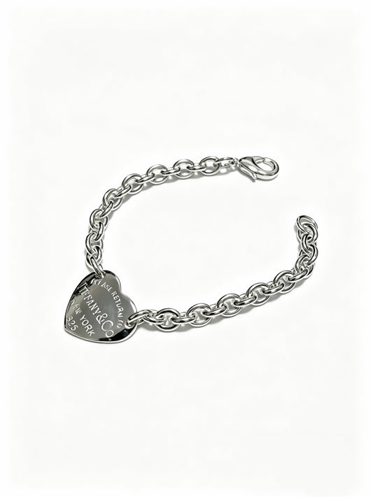 Signature Motif Bracelet in Silver-Tone – Vintage Detail – Design 87 main product view