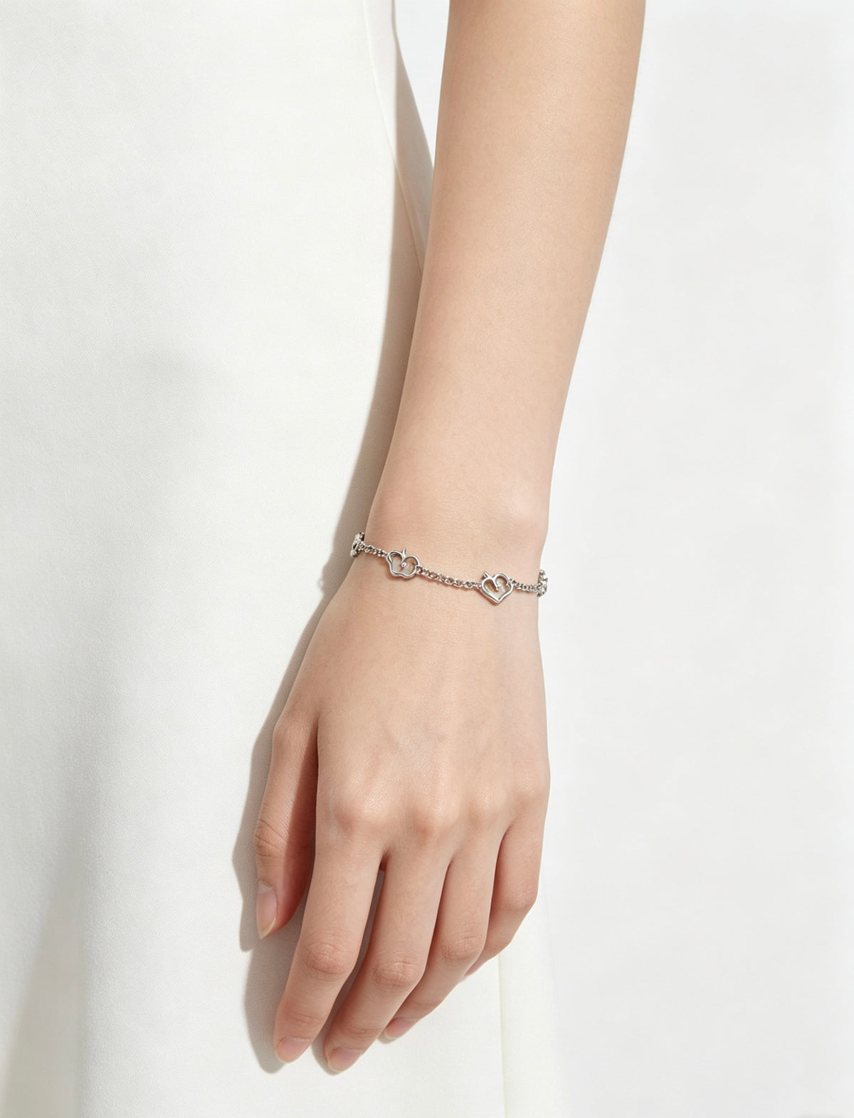 Signature Motif Bracelet in Silver-Tone – Vintage Detail – Design 84 styled product view
