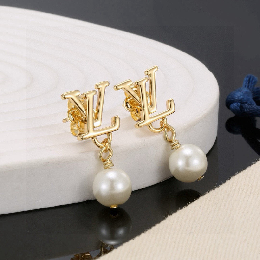 Letter Emblem Stud Earrings in Polished Metal-Tone – Design 040 front product view