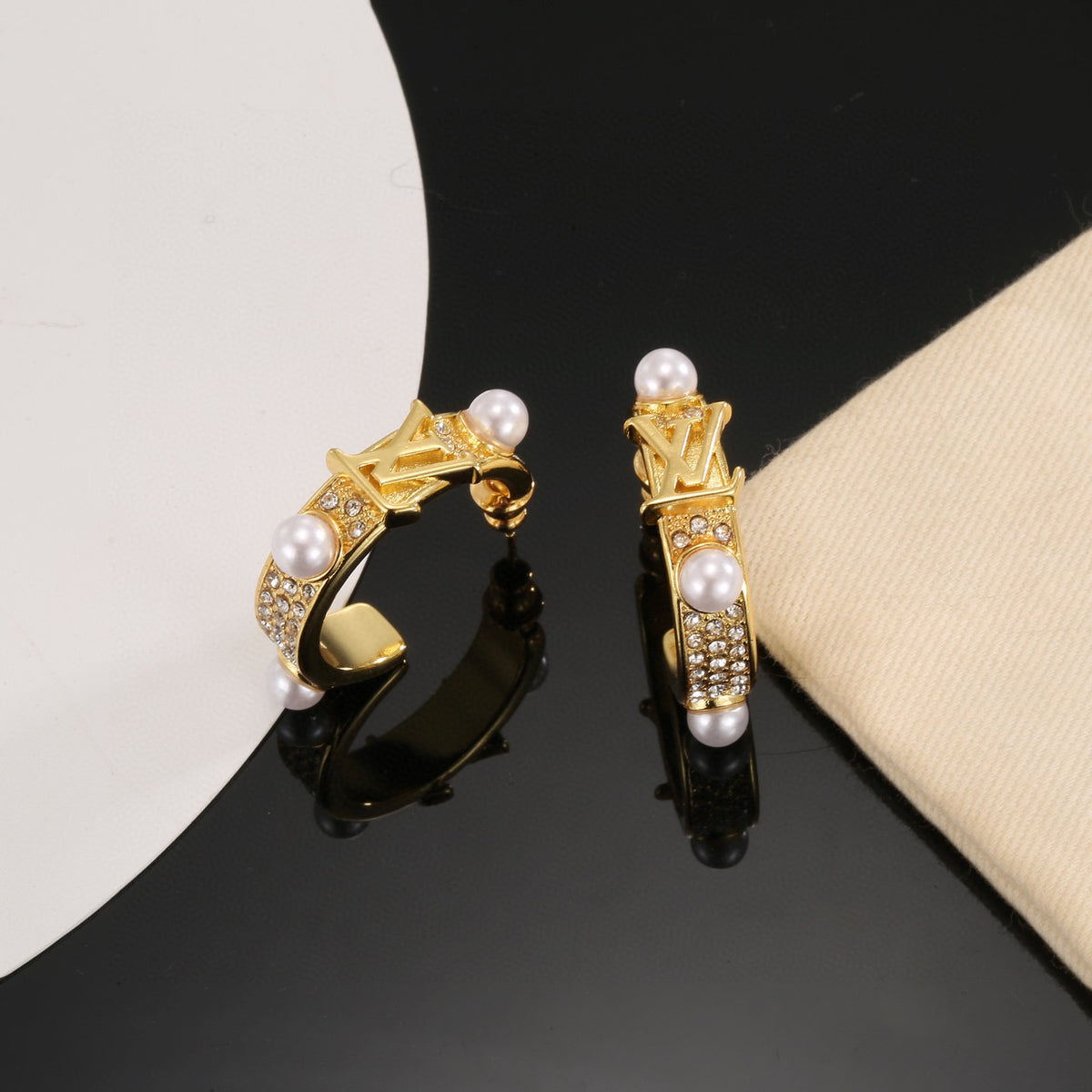 Letter Emblem Stud Earrings in Polished Metal-Tone – Design 039 side detail
