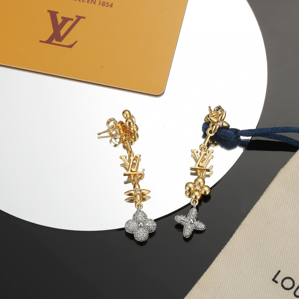 Letter Emblem Stud Earrings in Polished Metal-Tone – Design 038 main product view