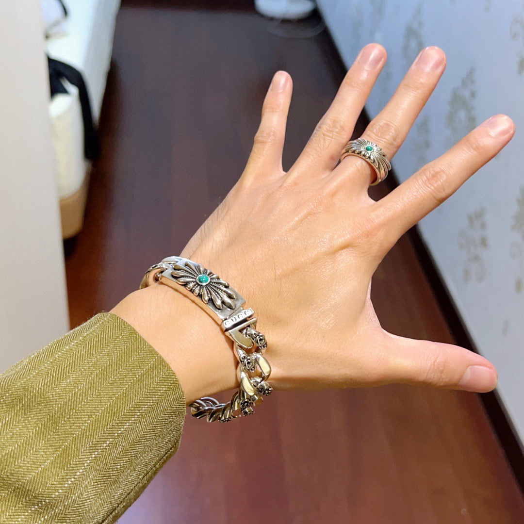 Floral Bracelet in Polished Metal-Tone – Design 015 main product view