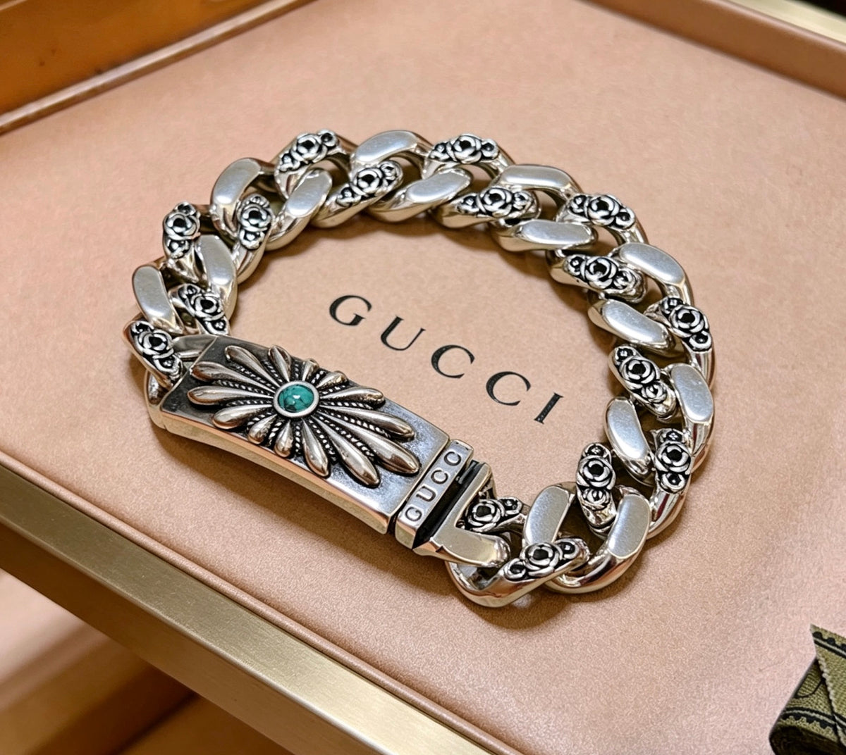 Floral Bracelet in Polished Metal-Tone – Design 015 front product view
