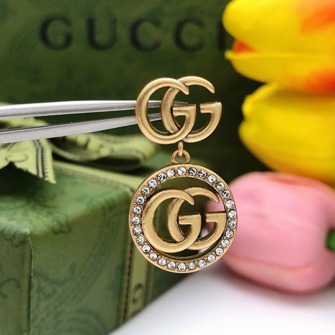 Geometric Emblem Stud Earrings in Polished Metal-Tone – Design 039 close-up detail