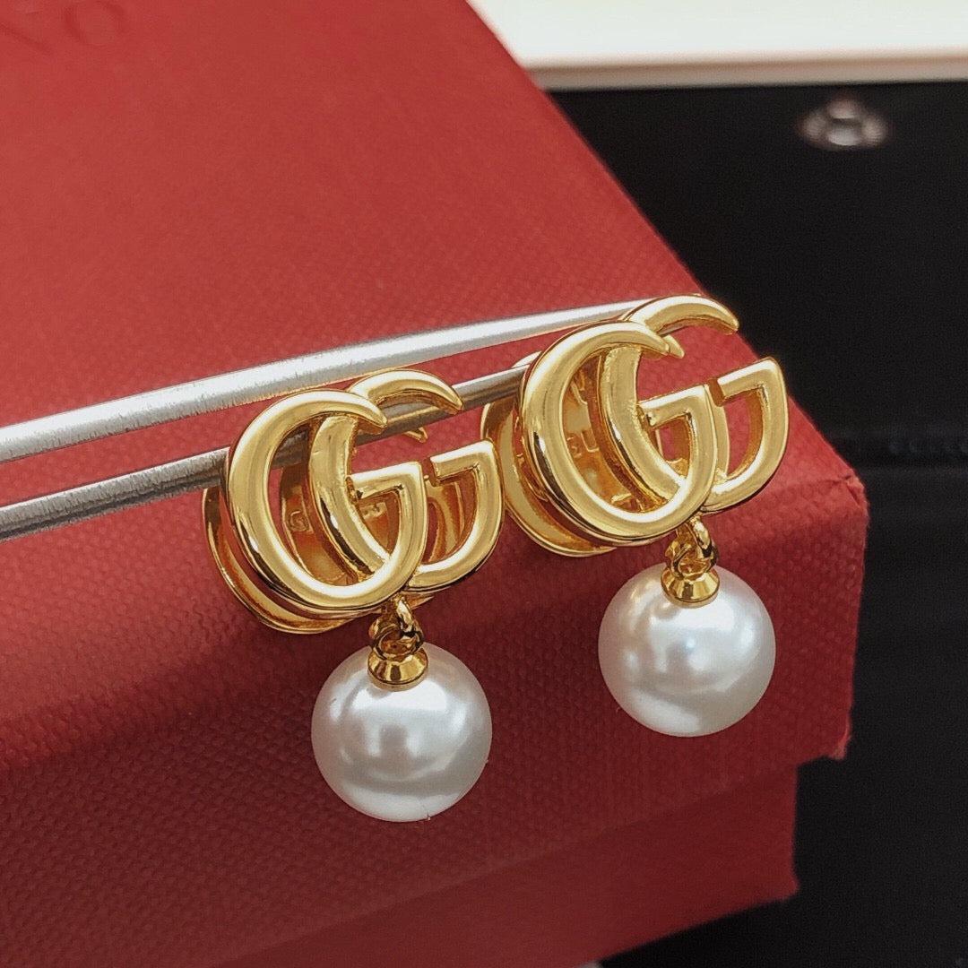 Geometric Emblem Jewelry Accessory in Gold-Tone – Design 005 main product view