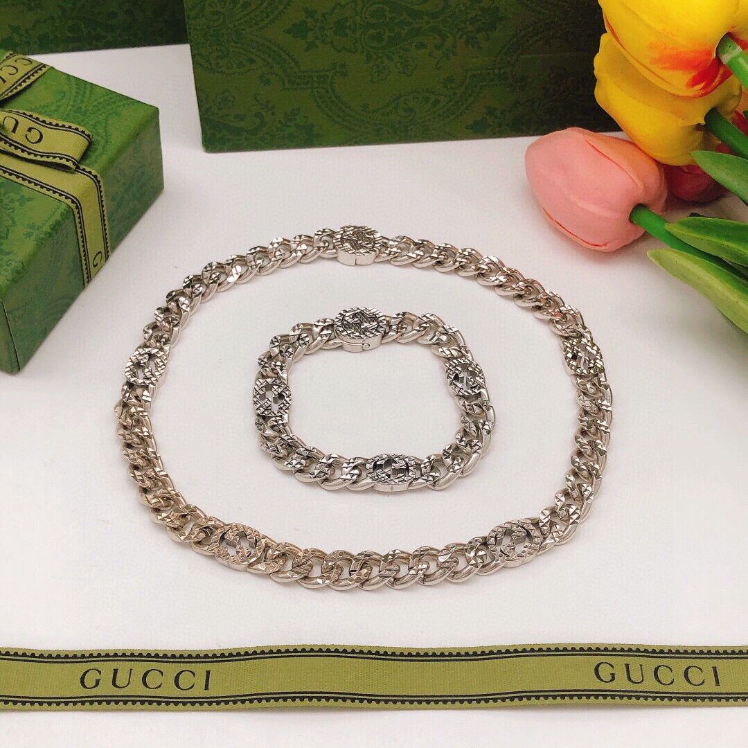 Geometric Emblem Bracelet in Silver-Tone – Design 005 front product view