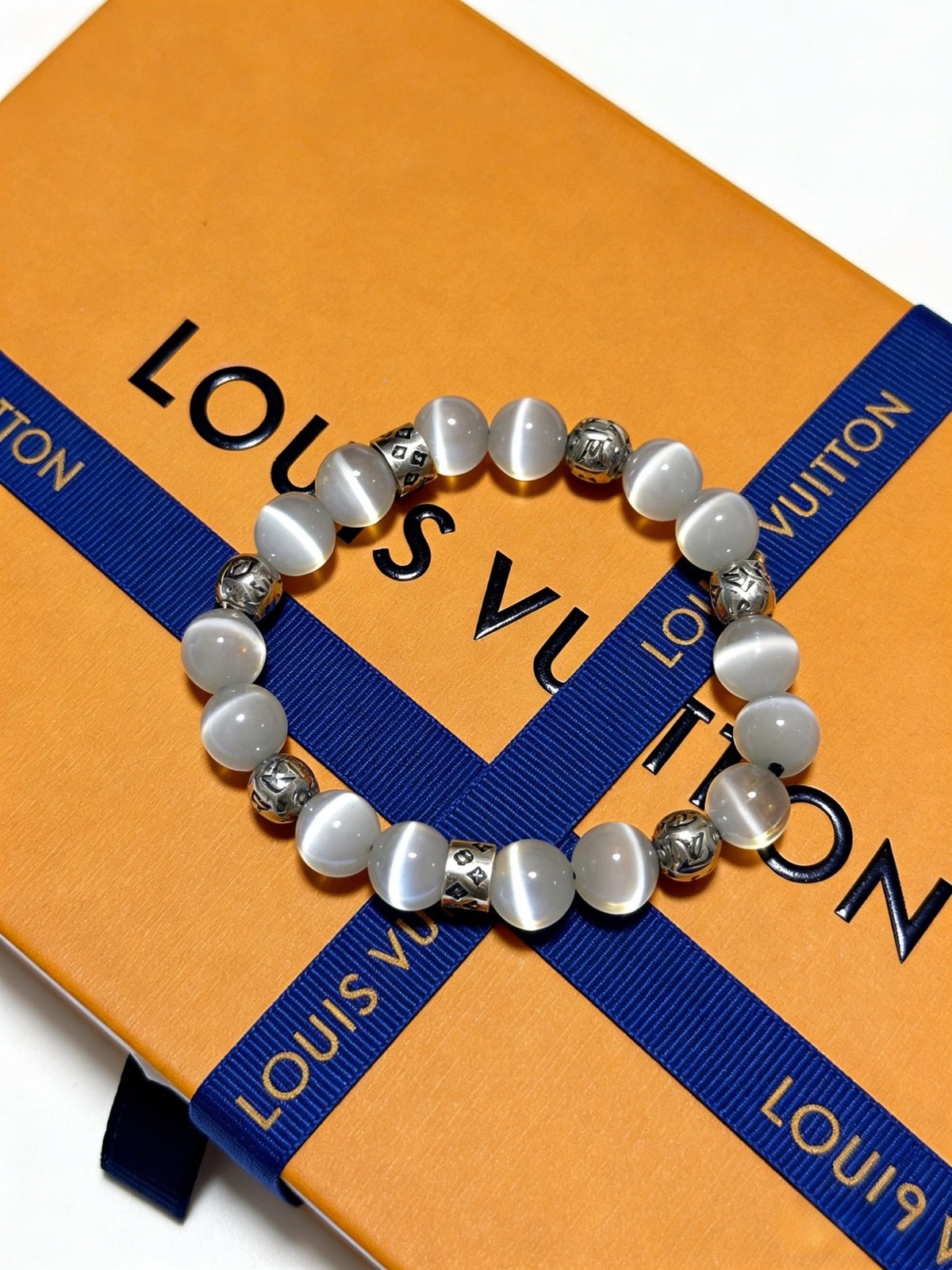 Geometric Emblem Bracelet in Silver-Tone – Design 029 front product view