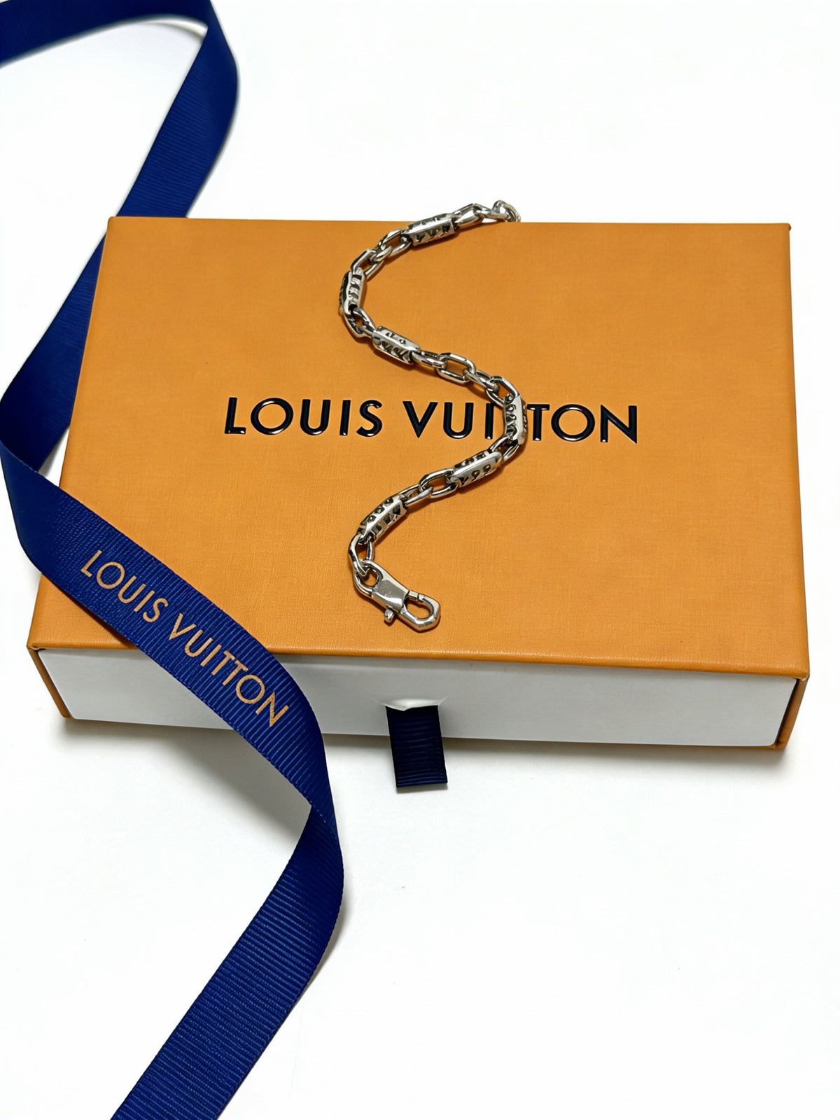 Chain Bracelet in Silver-Tone – Design 014 front product view