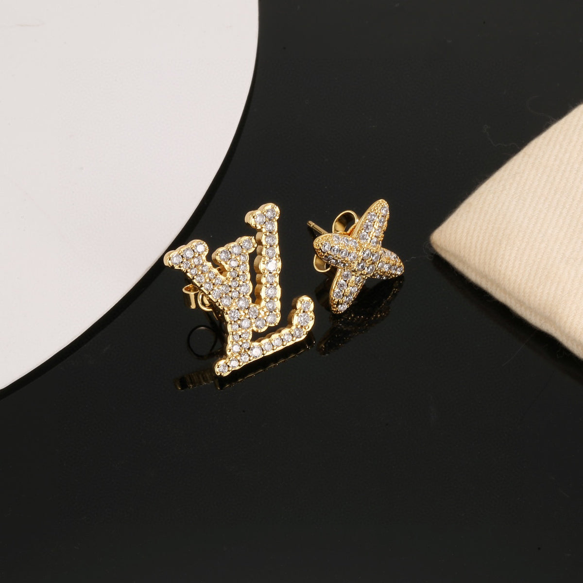 Geometric Emblem Stud Earrings in Polished Metal-Tone – Design 032 main product view