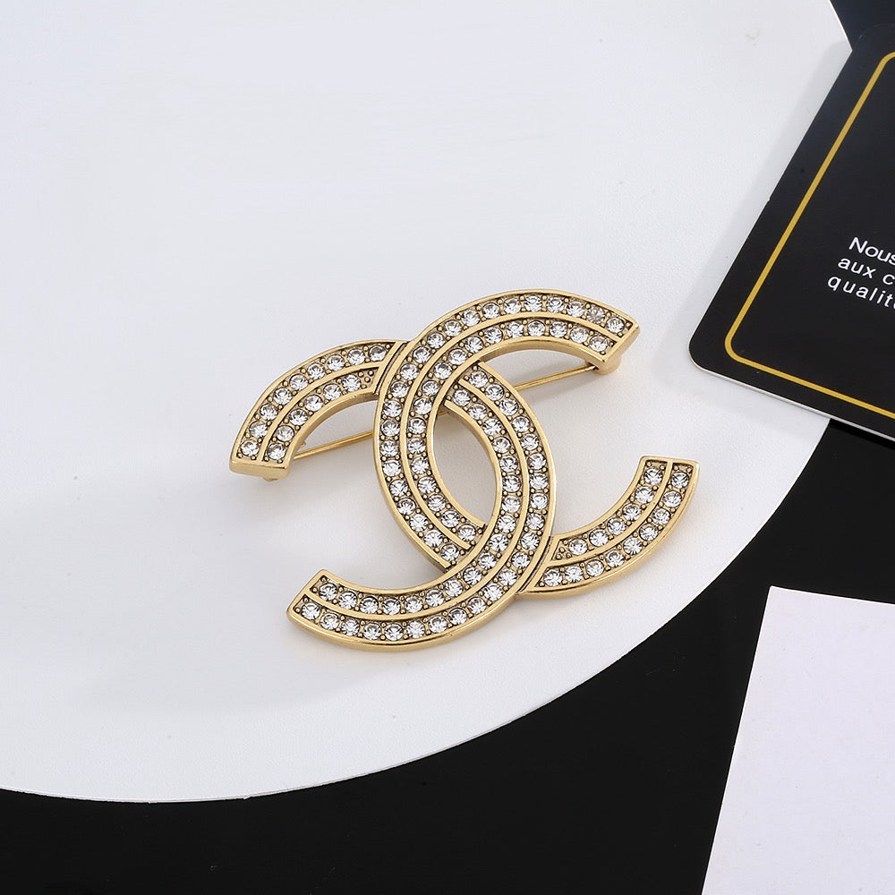 Double-C Emblem Brooch in Gold-Tone – Design 015 front product view