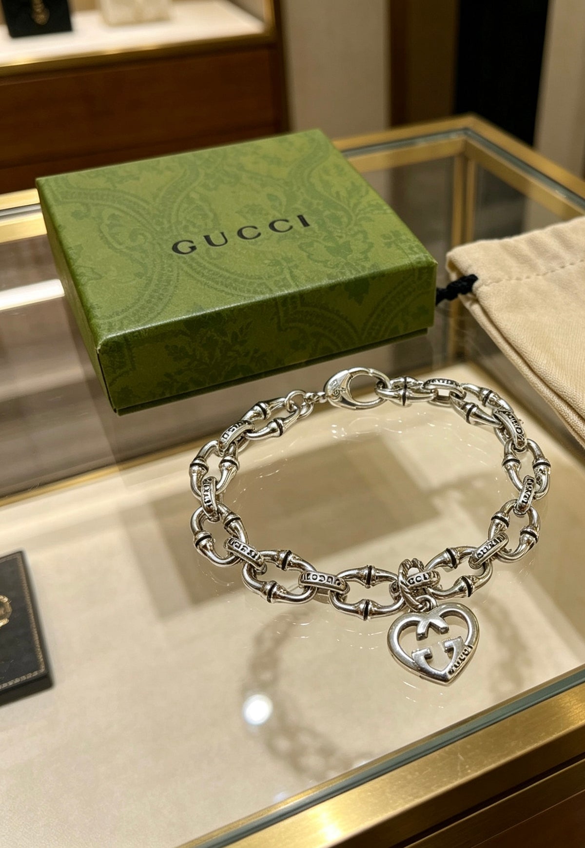 Floral Bracelet in Polished Metal-Tone – Design 017 main product view