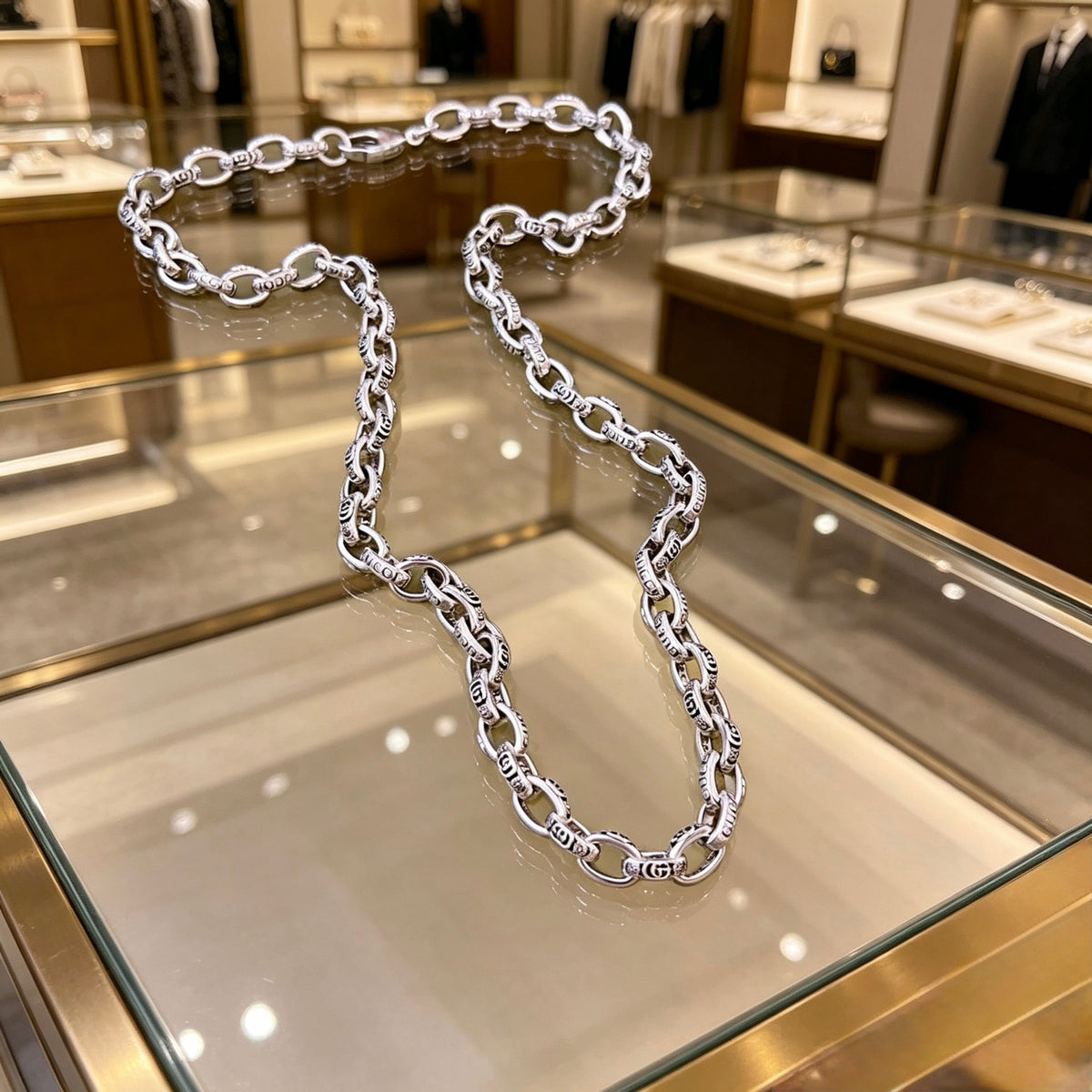 Double-G Emblem Pendant Necklace in Polished Metal-Tone – Vintage Detail – Design 036 close-up detail