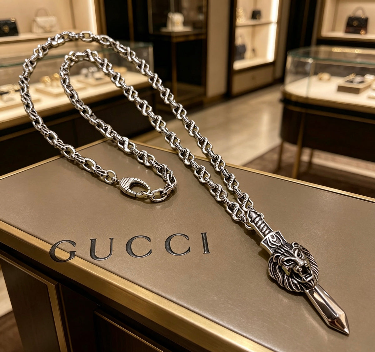 Double-G Emblem Pendant Necklace in Silver-Tone – Vintage Detail – Design 038 front product view