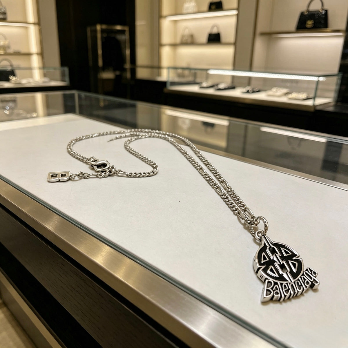 Geometric Emblem Pendant Necklace in Polished Metal-Tone – Vintage Detail – Design 062 side detail