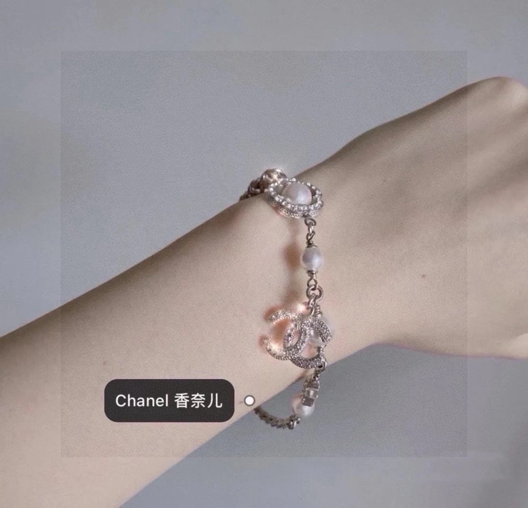 Camellia Bracelet in Polished Metal-Tone – Pearl Detail – Design 003 front product view