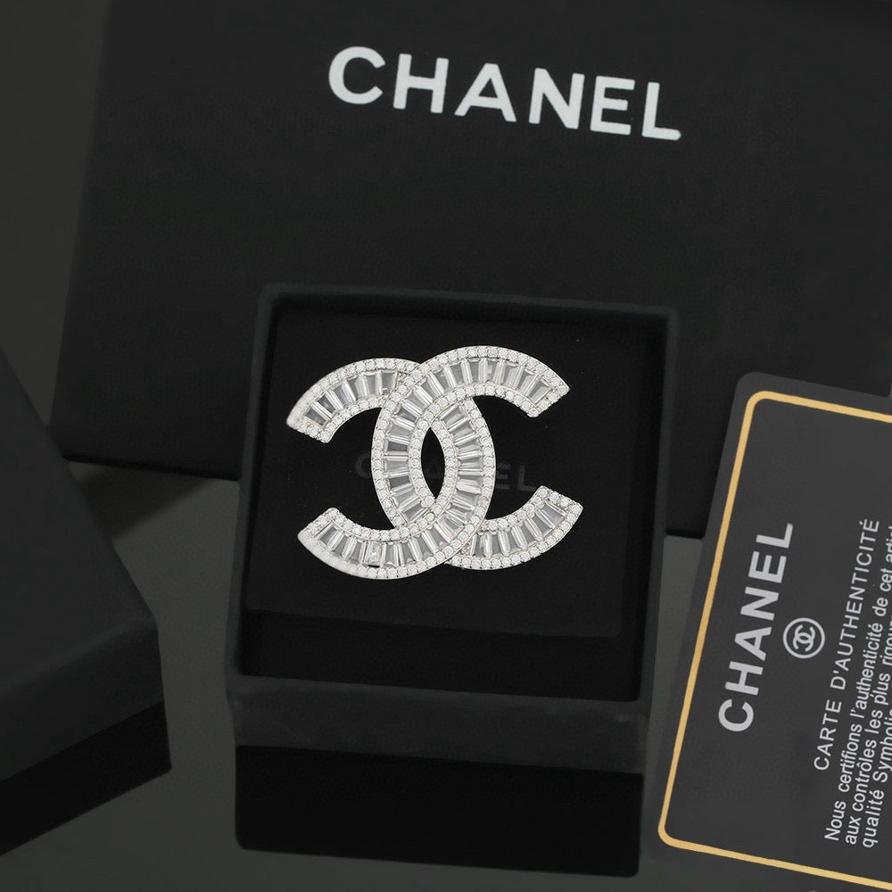 Signature Emblem Brooch in Polished Metal-Tone – Design 056 main product view