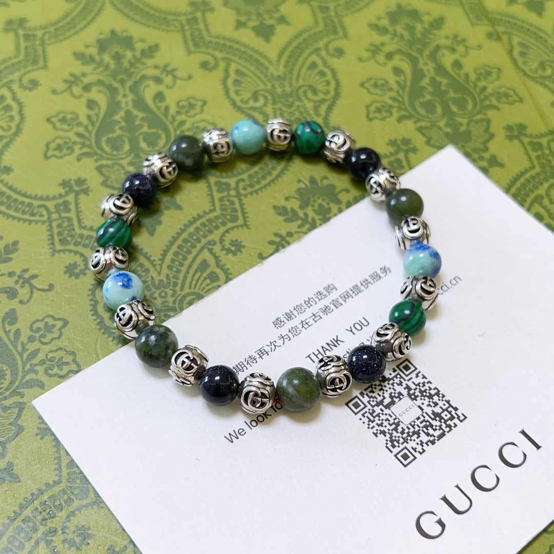 Double-G Emblem Beaded Bracelet in Polished Metal-Tone – Agate Detail – Design 026 front product view