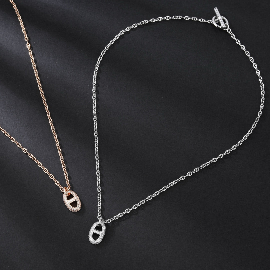 Toggle Pendant Necklace in Rose-Gold-Tone – Rose Gold Detail – Design 003 front product view