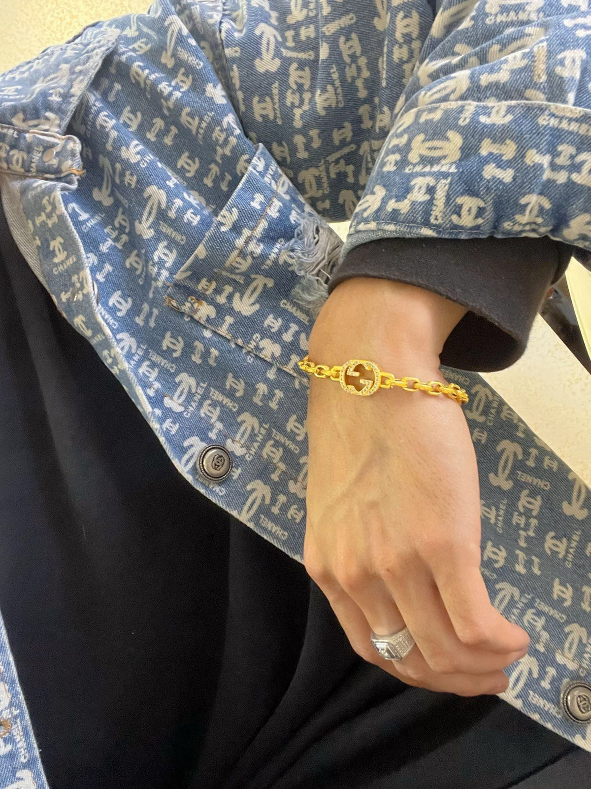 Geometric Emblem Bracelet in Gold-Tone – Design 010 detail view