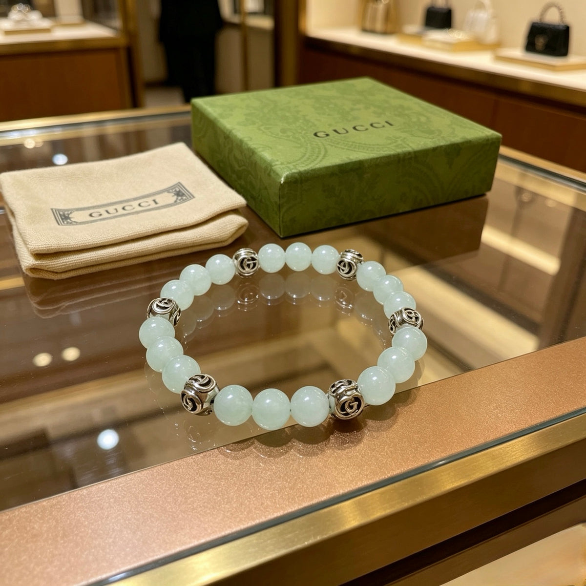 Double-G Emblem Beaded Bracelet in Polished Metal-Tone – Crystal Detail – Design 018 side detail