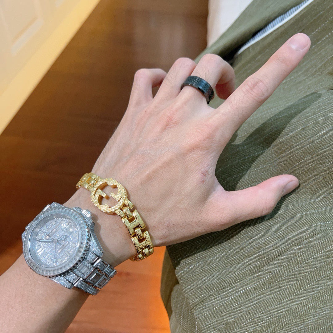 Double-G Emblem Statement Ring in Polished Metal-Tone – Design 011 detail view