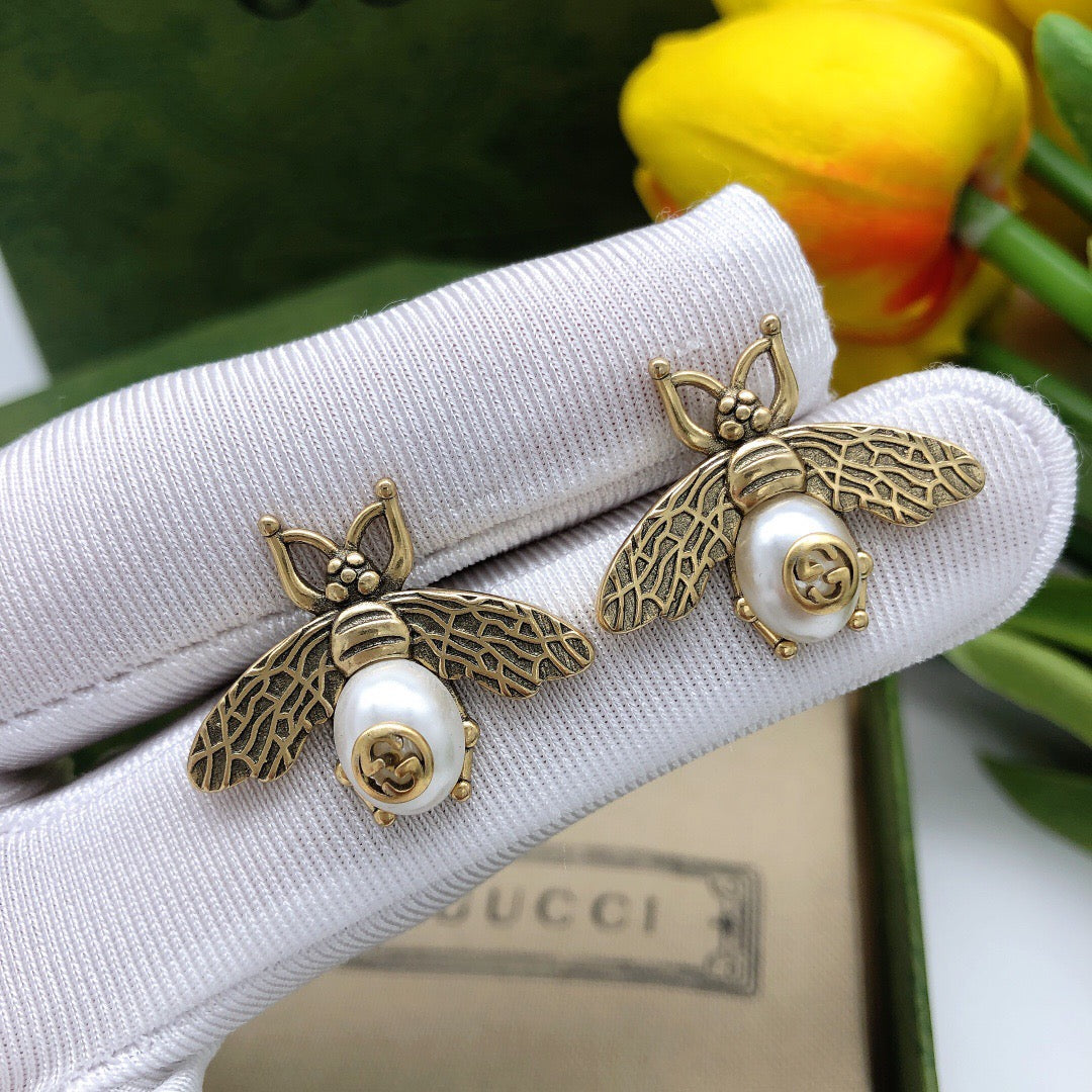 Bee Stud Earrings in Polished Metal-Tone – Crystal Detail detail view