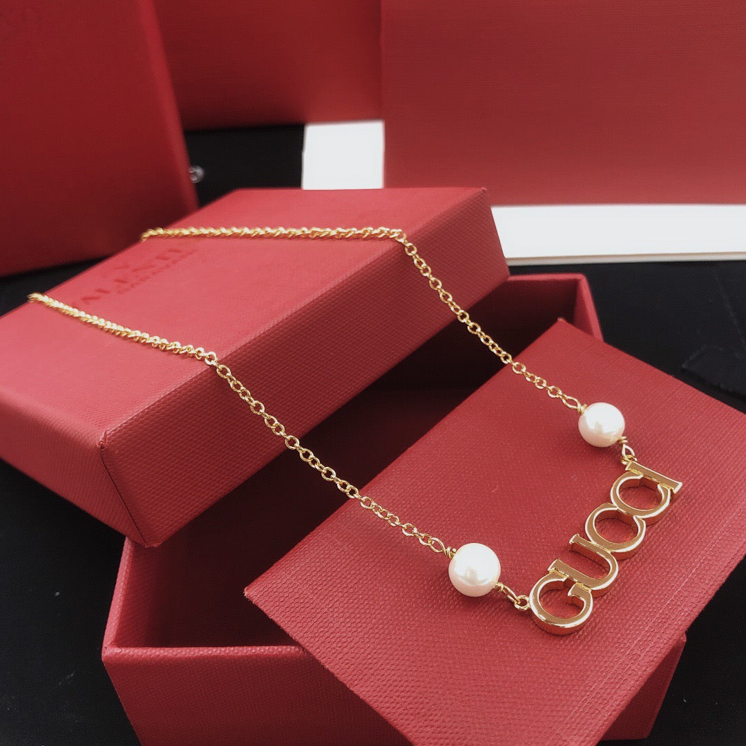 Geometric Emblem Bracelet in Gold-Tone – Design 009 detail view