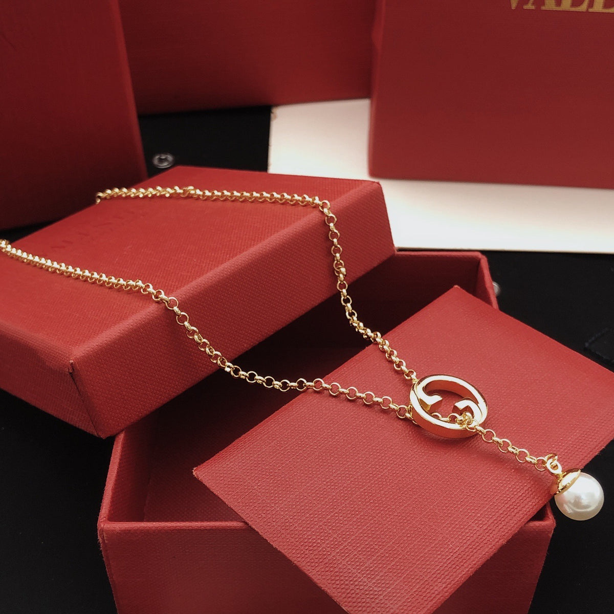 Geometric Emblem Pendant Necklace in Gold-Tone – Design 011 side detail