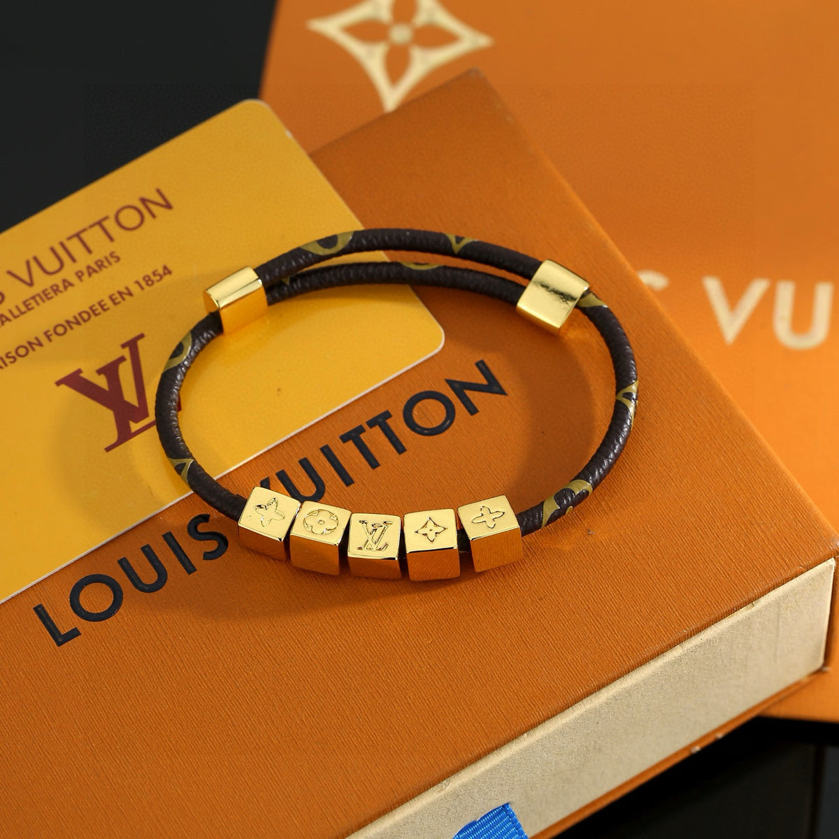 Geometric Emblem Leather-Detail Bracelet – Leather Detail – Design 025 side detail