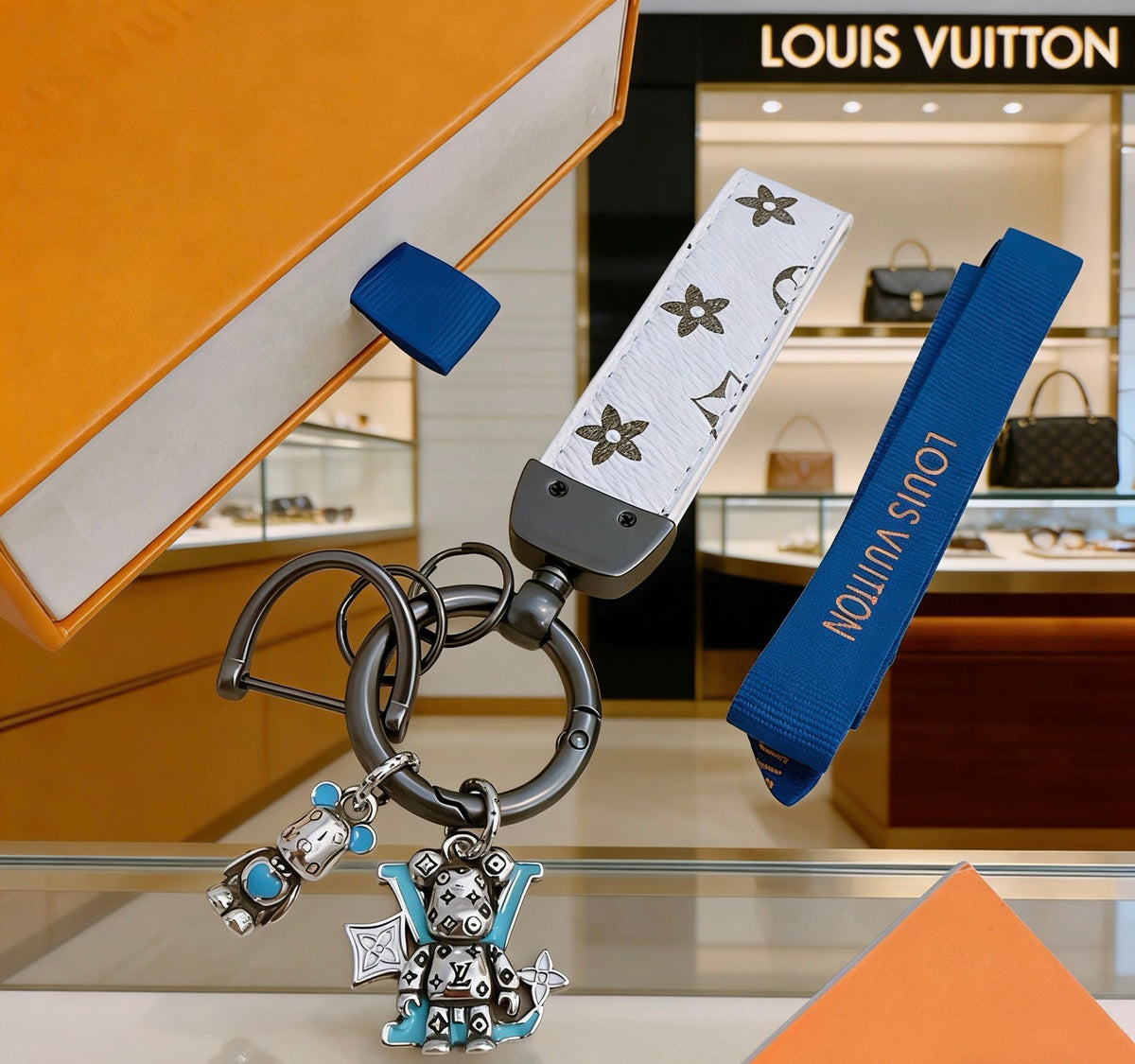 Bag Motif Keychain – Bag Detail – Design 124 close-up detail