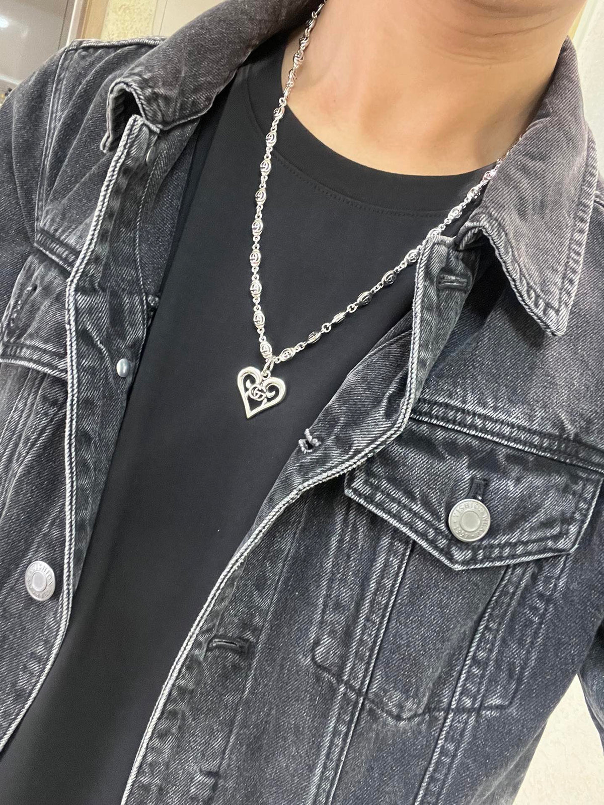 Double-G Emblem Pendant Necklace in Polished Metal-Tone – Design 232 detail view