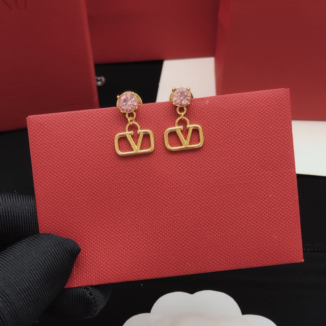 V Emblem Crystal-Accent Stud Earrings – Pink – Design 02 detail view