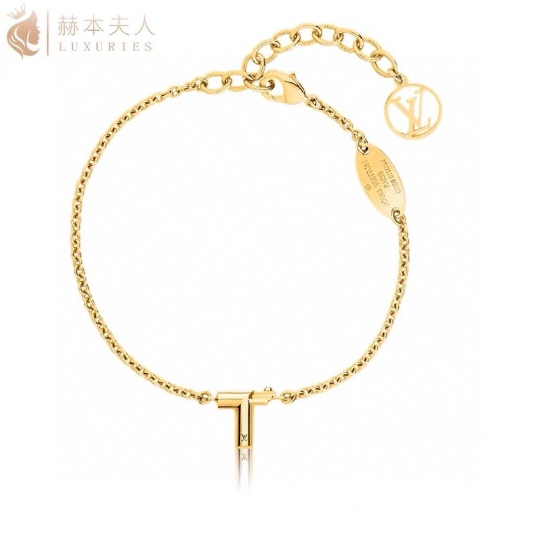 Letter Emblem Bracelet in Polished Metal-Tone – Design 044 close-up detail