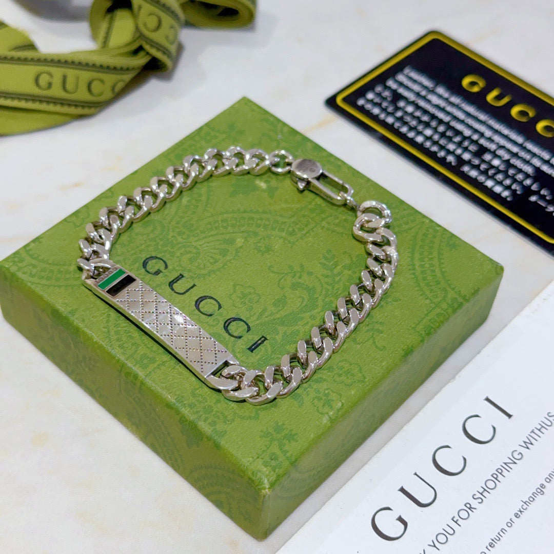 Floral Bracelet in Polished Metal-Tone – Design 022 main product view