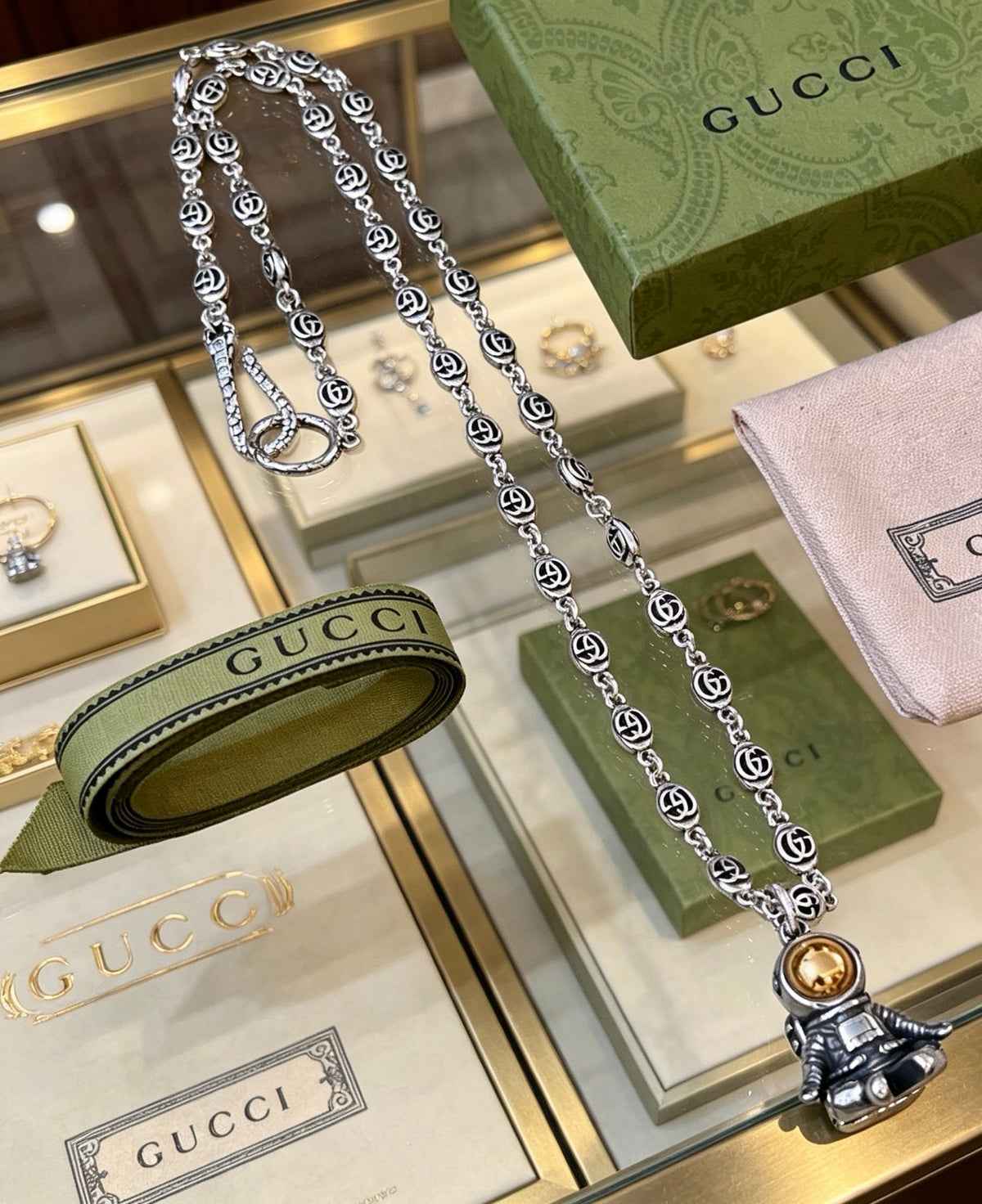 Double-G Emblem Pendant Necklace in Polished Metal-Tone – Vintage Detail – Design 080 main product view