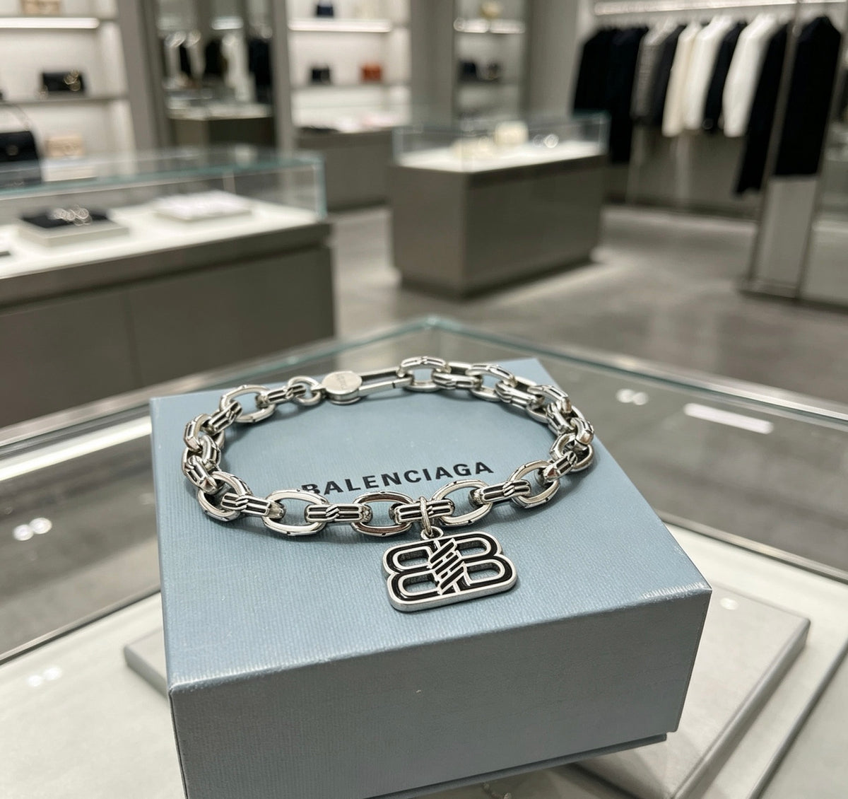 Geometric Emblem Bracelet in Polished Metal-Tone – Design 072 close-up detail