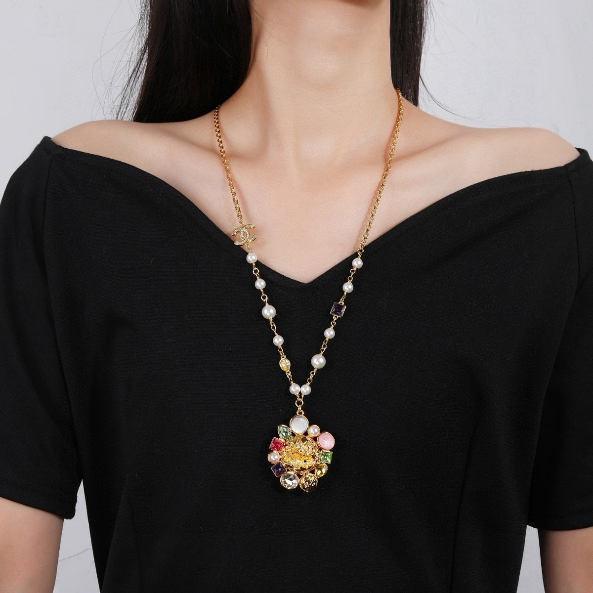 Double-C Emblem Pendant Necklace in Gold-Tone – Design 005 main product view