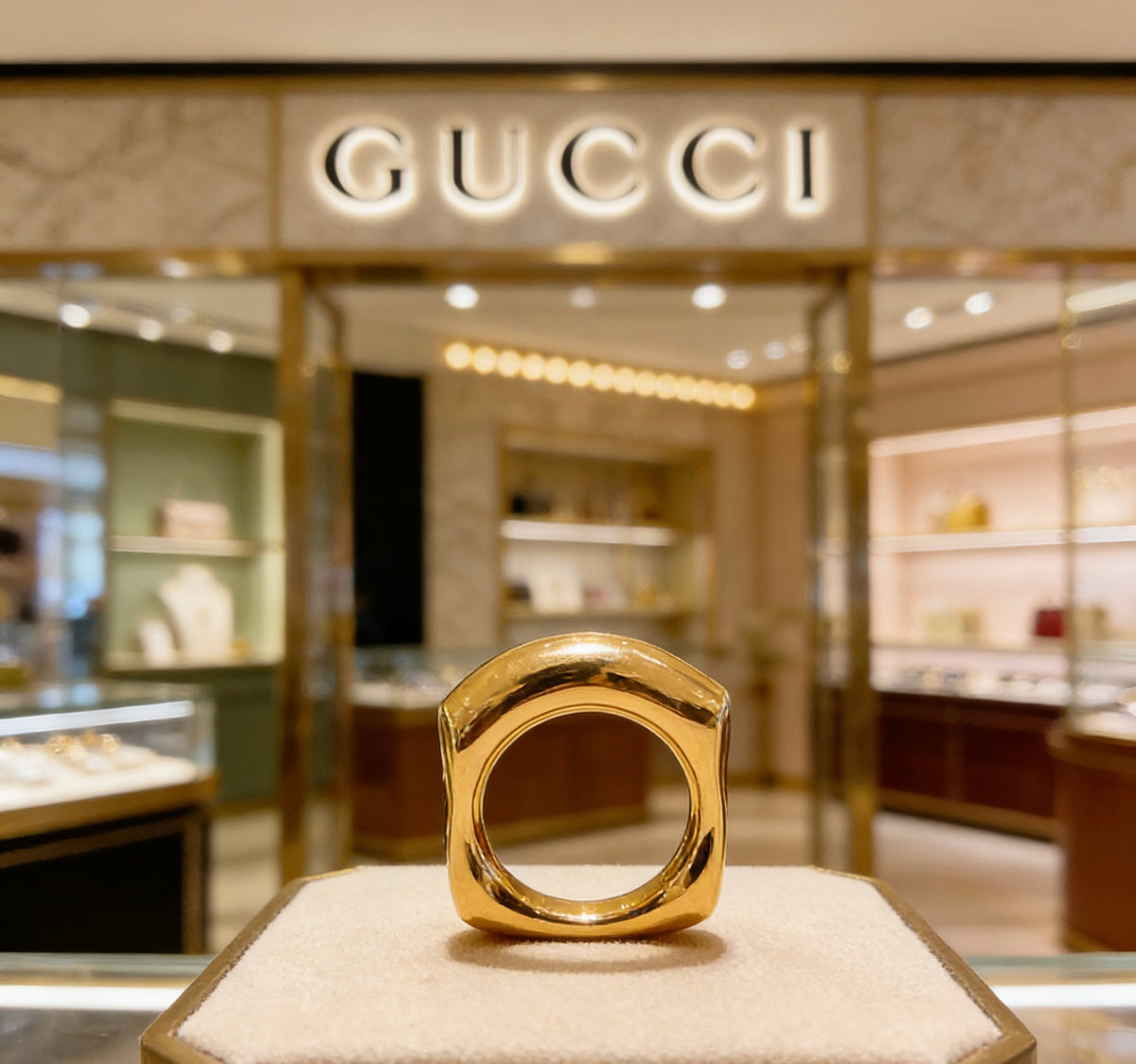Double-G Emblem Statement Ring in Polished Metal-Tone – Design 013 main product view