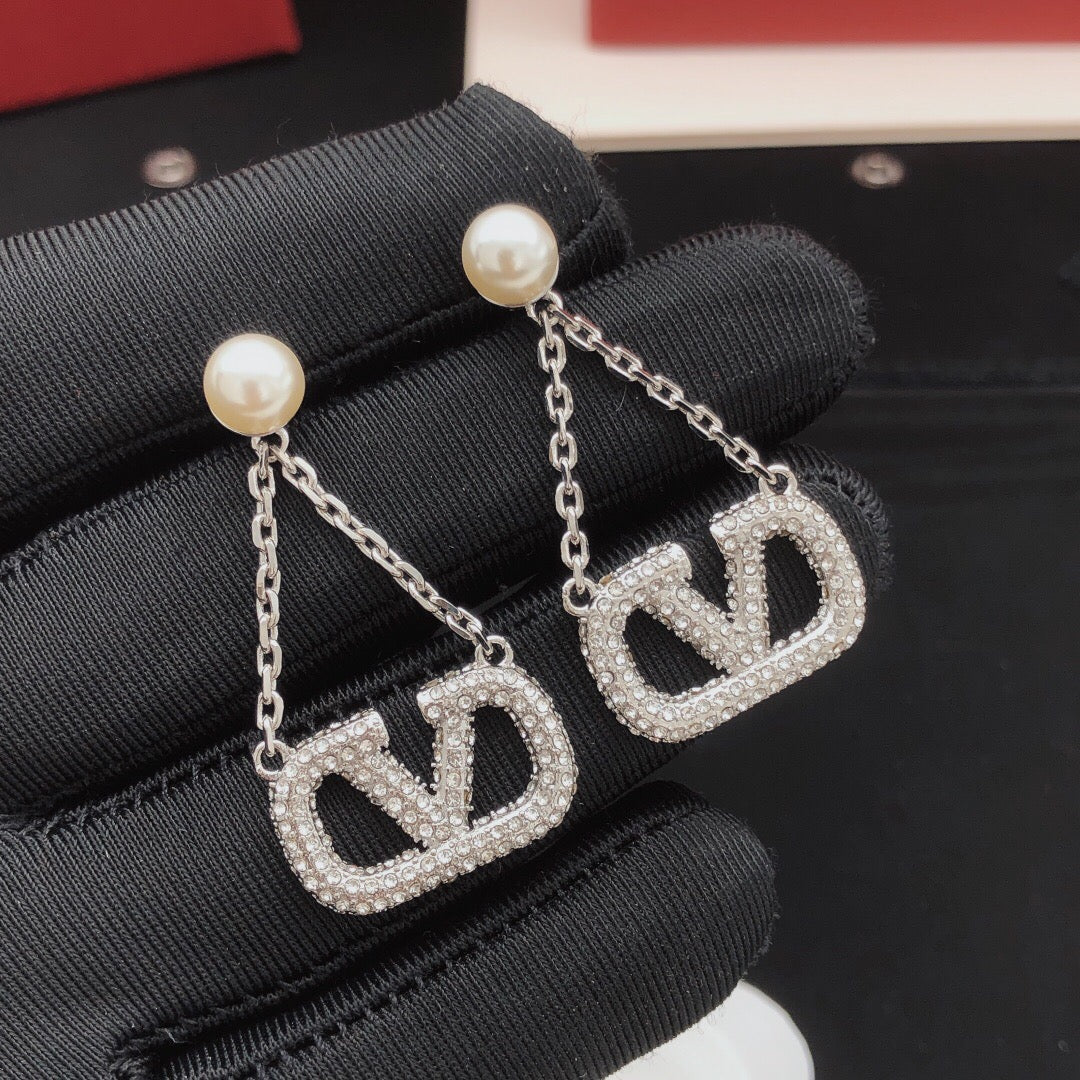 Signature Emblem Crystal-Accent Stud Earrings – Design 11 side detail