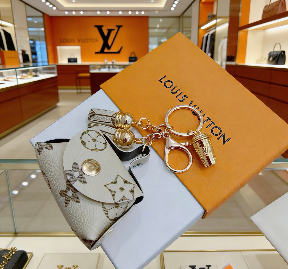 Bag Motif Keychain – Bag Detail – Design 135 detail view