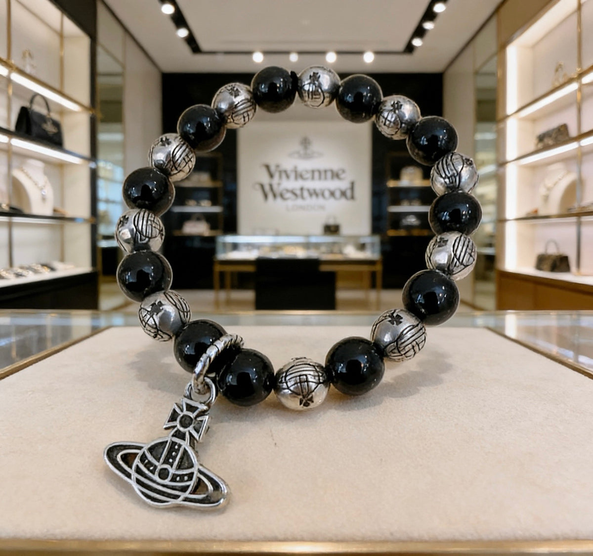 Orb-Inspired Emblem Bracelet in Silver-Tone – Vintage Detail – Design 016 main product view