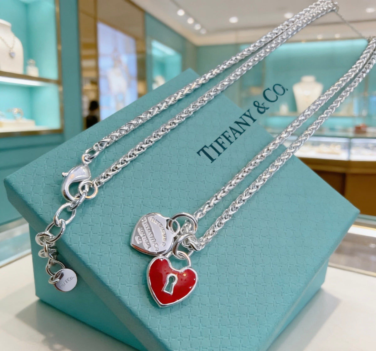 Signature Motif Pendant Necklace in Silver-Tone – Vintage Detail – Design 59 detail view