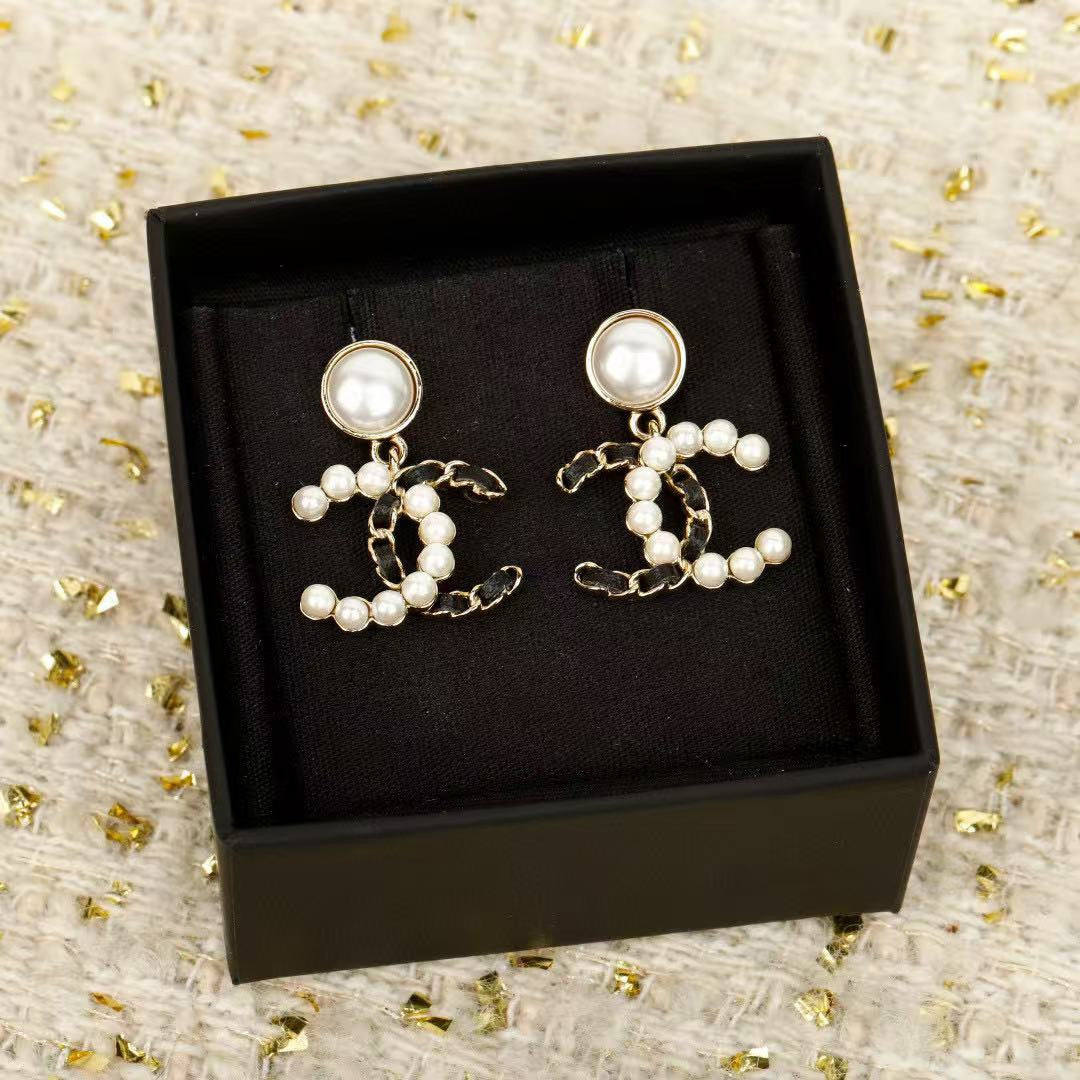 Signature Emblem Crystal-Accent Stud Earrings – Red Detail – Design 009 front product view