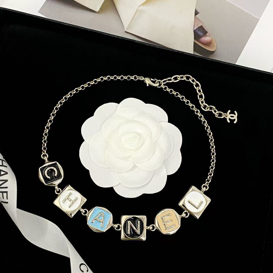 Letter Pendant Necklace in Polished Metal-Tone – Design 016 detail view