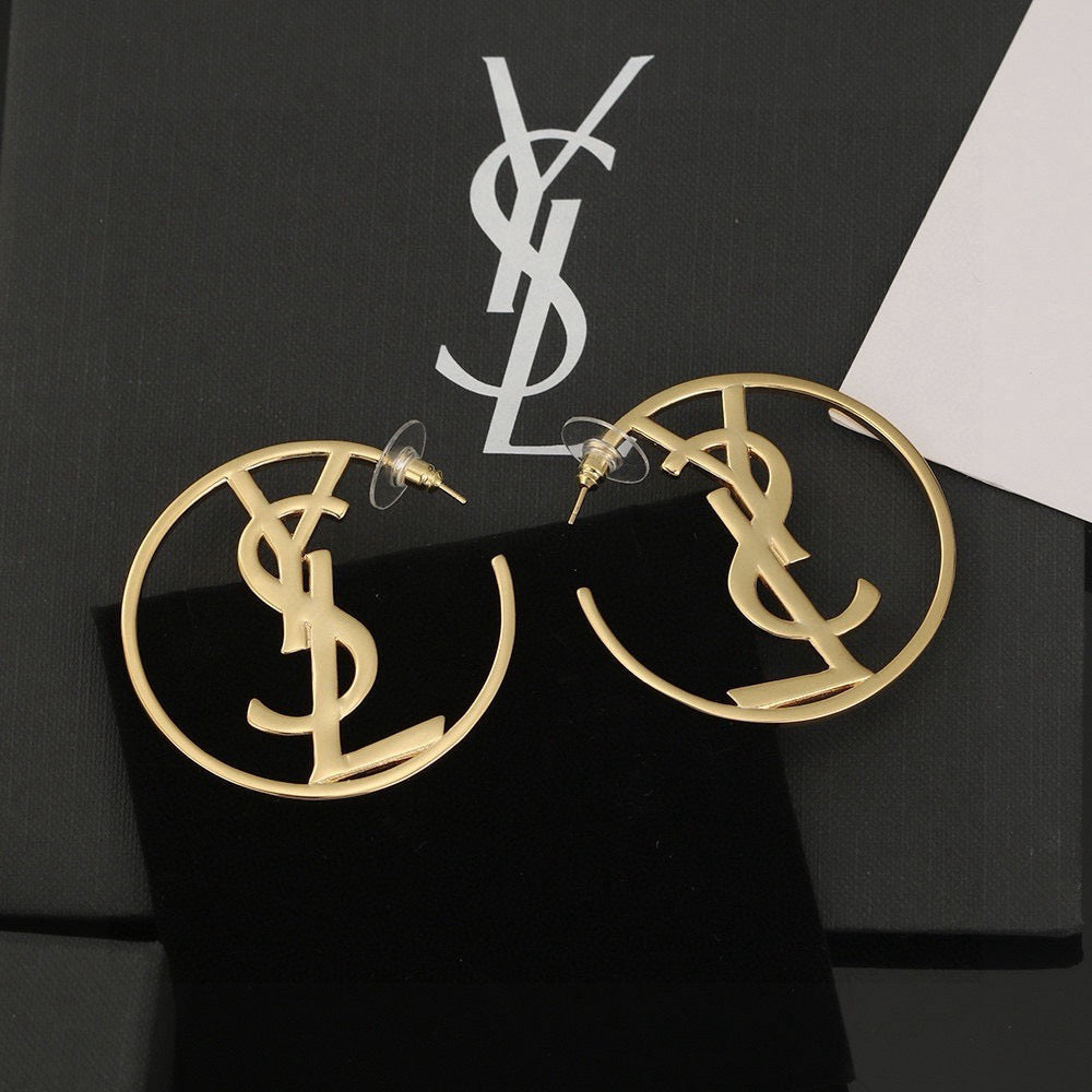 Geometric Emblem Brooch in Gold-Tone – Design 002 front product view