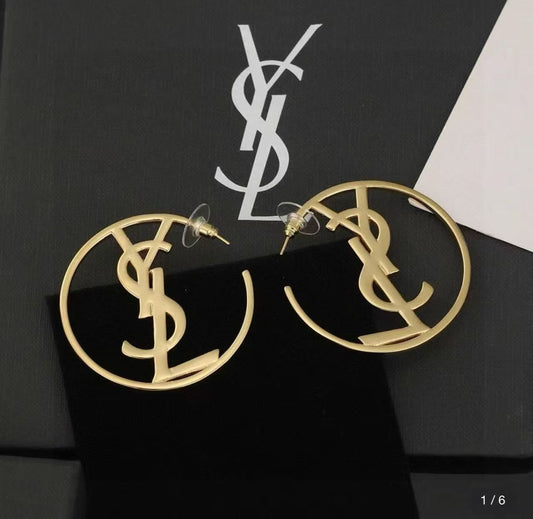 Geometric Emblem Brooch in Gold-Tone – Design 002 main product view