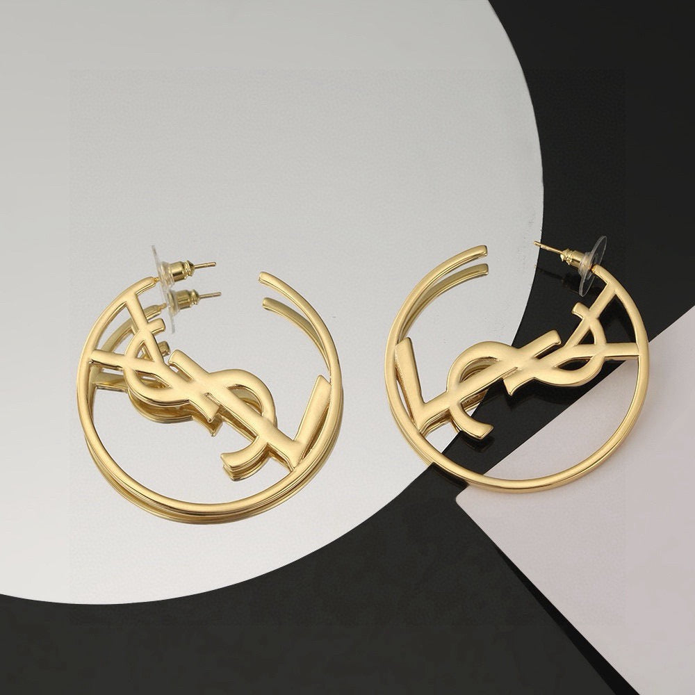 Geometric Emblem Brooch in Gold-Tone – Design 002 main product view